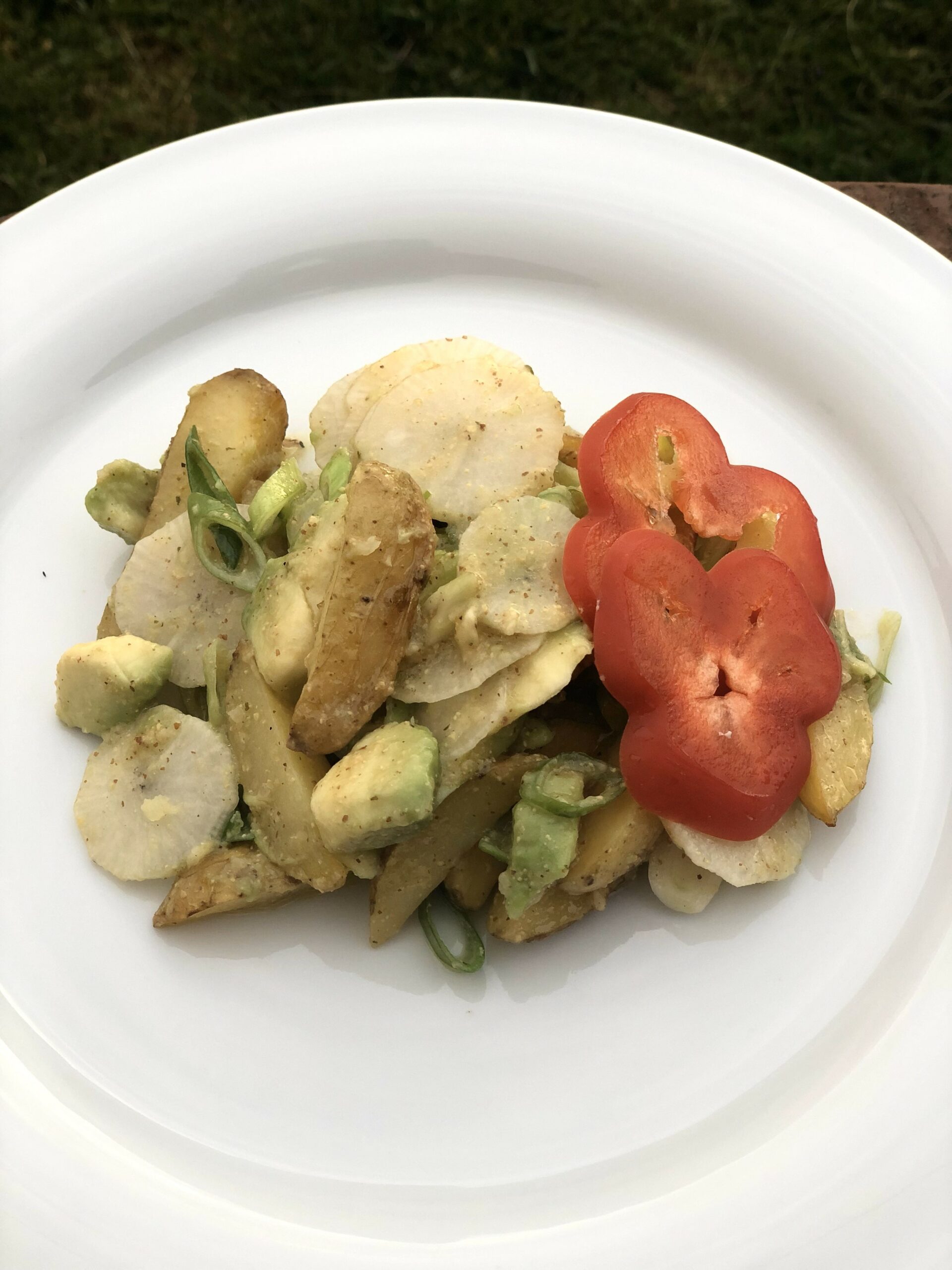 kartoffel rettich salat,warm,kartoffelsal,weiß